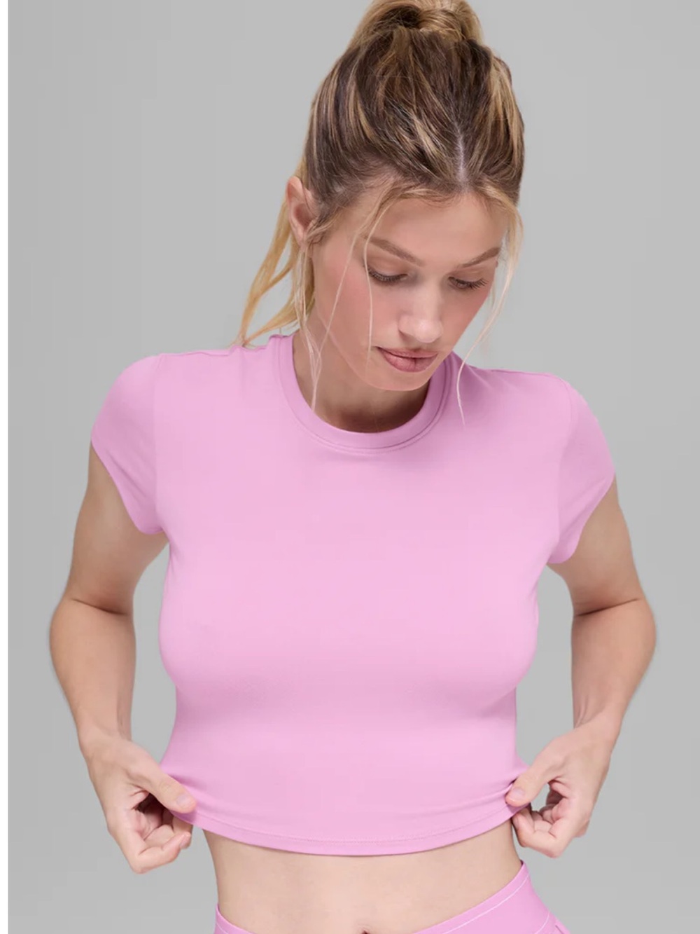 Alo Yoga Alosoft Crop Finesse Short Sleeve Candy Heart Pink XXS